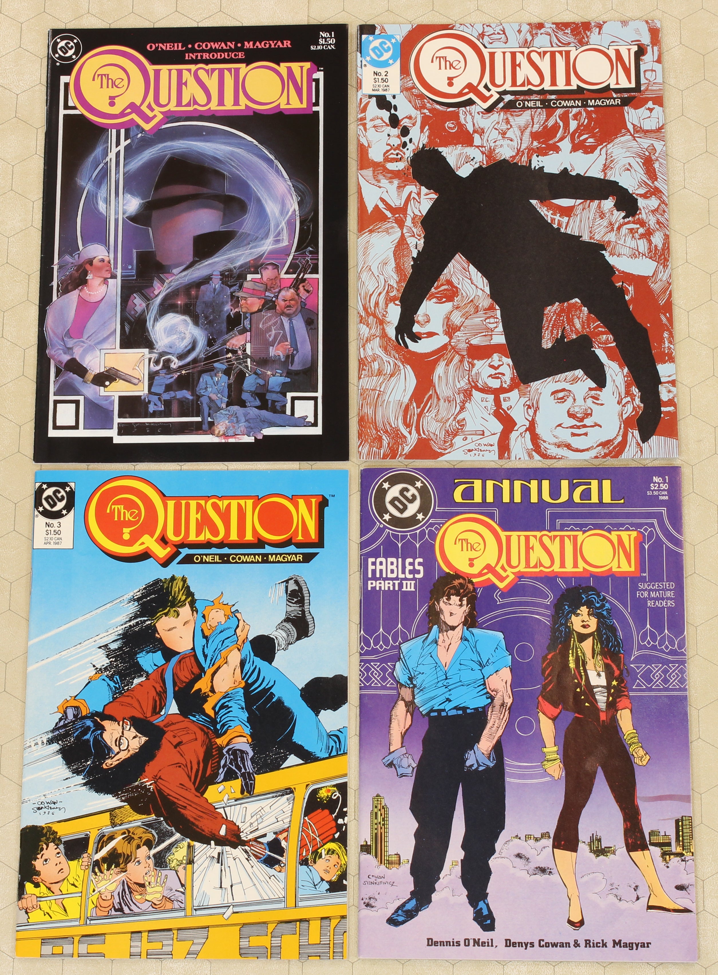 DC Comics - The Question good 1987 Bundle - 2-15, 18-30, 35, 36 Plus #1 #2 Annual